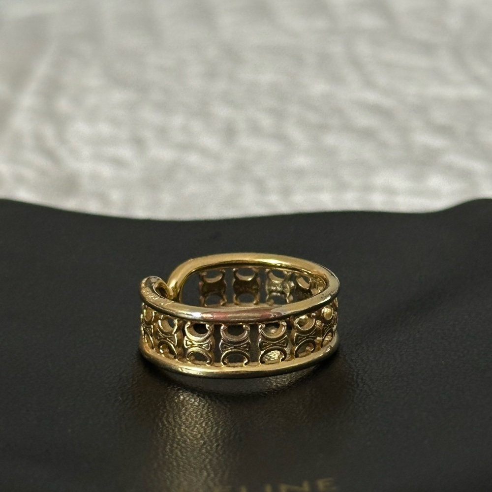 Celine Triomphe Ring - Picture 3 of 13